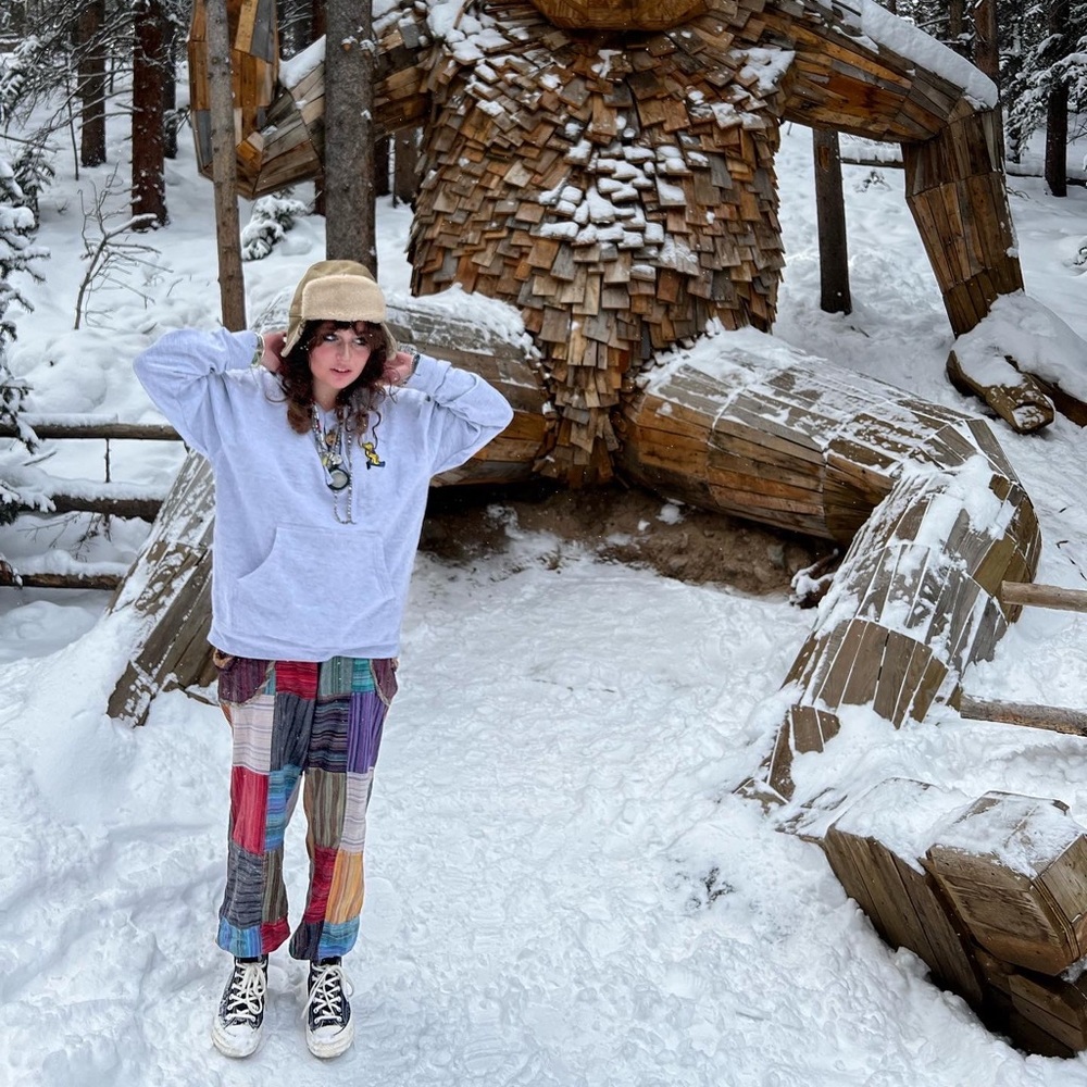 Meet your Posher, Mara